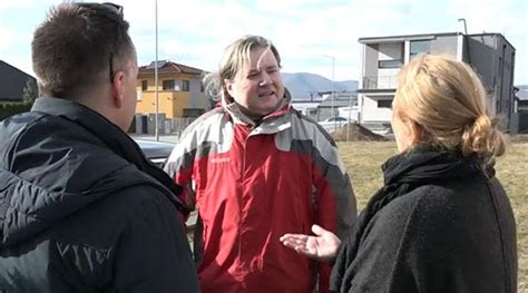 Czech journalists find the man behind the Aeronet  .